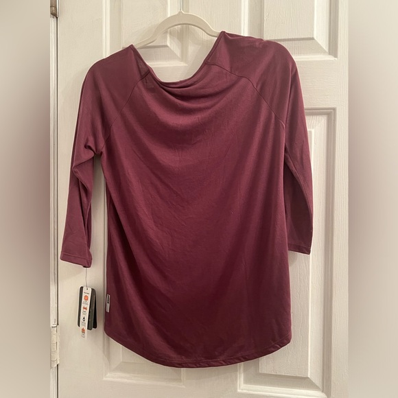 Size small plum purple activewear half sleeve long sleeve shirt top - Picture 3 of 4